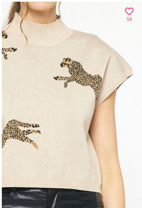 Mock neck short sleeve sweater with Leopard print