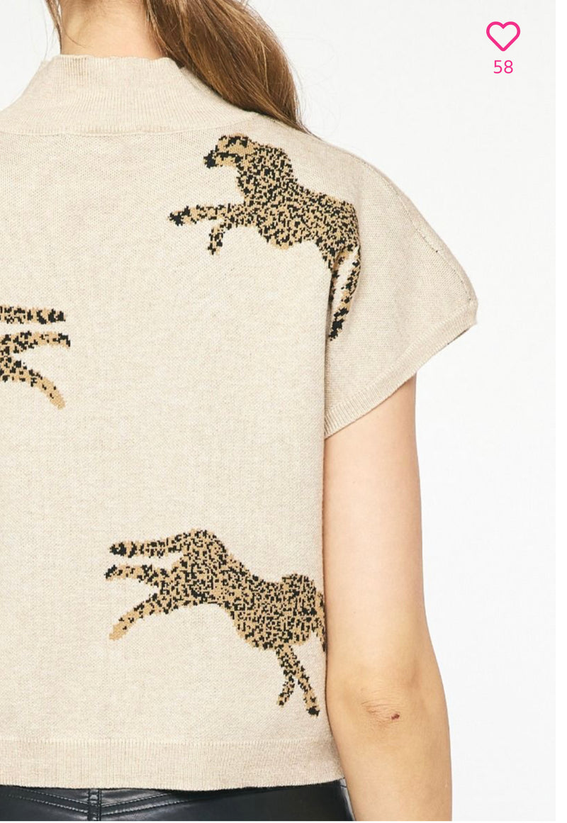 Mock neck short sleeve sweater with Leopard print