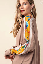 Pullover with printed floral sleeves