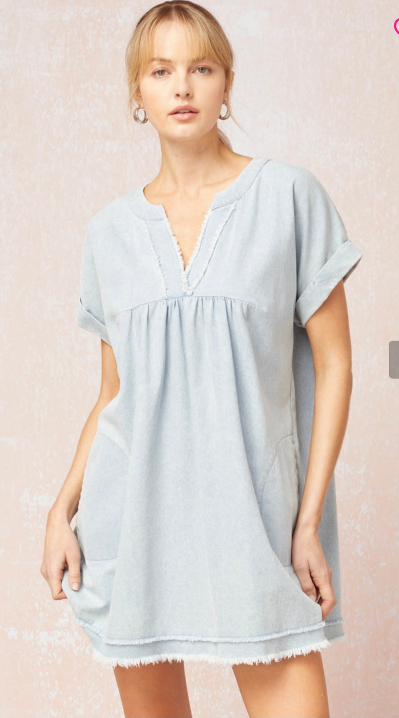 Denim v-neck short sleeve dress