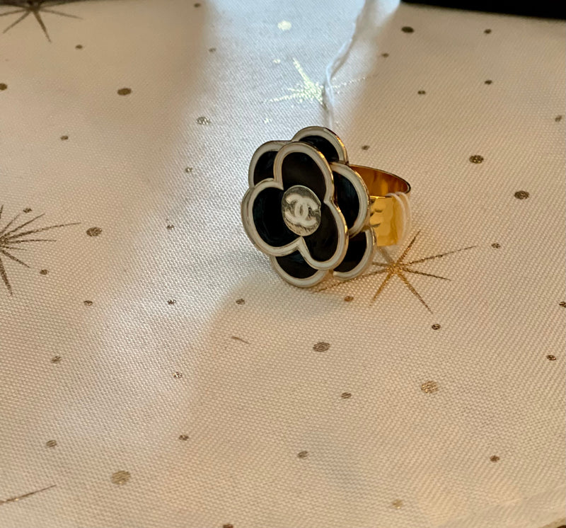 Vintage authentic vintage ring
