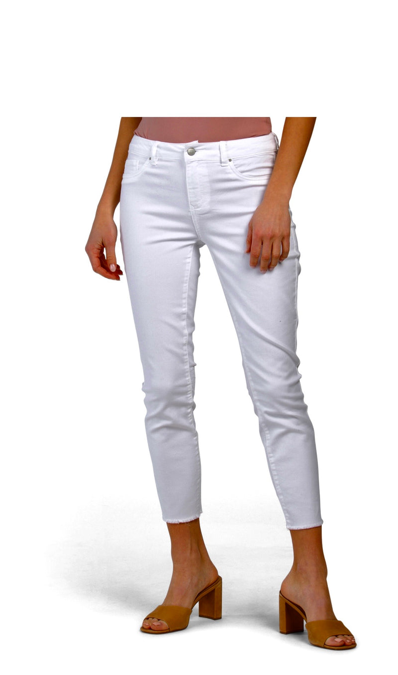 High-Waisted White Ankle Jeans with Frayed Hem Detail